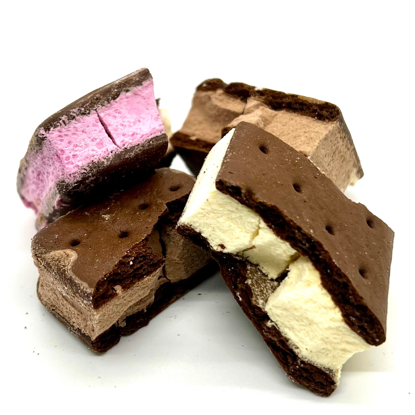 (NEW) SANDWICH MELTS - Freeze Dried Neapolitan Ice Cream Sandwich - Wholesale Unlimited Inc.